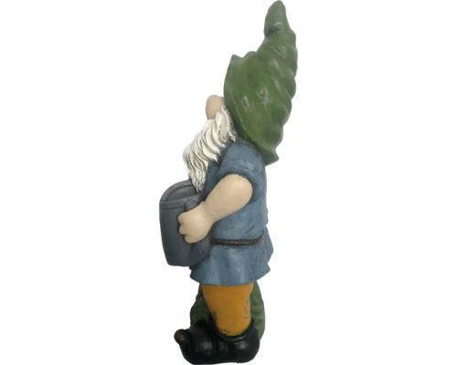 Gnom de grădină cu stropitoare