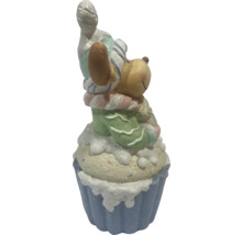 Figurină decorativă cupcake cu ursuleț de pluș