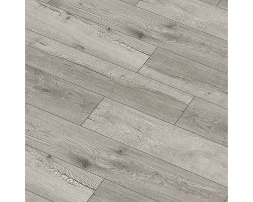 Prim-plan cu parchet laminat cu aspect de lemn