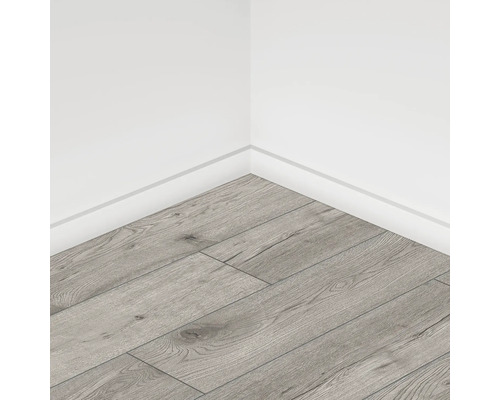 Pardoseală laminată montată într-o cameră