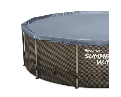 Piscină supraterană cu acoperire