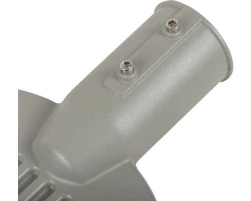 Prim-plan cu corp de iluminat stradal gri