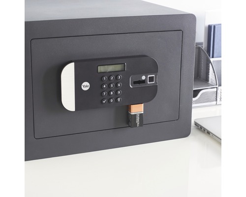 Seif gri cu tastatură digitală și baterie Duracell