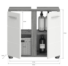 Dulap de bază pentru lavoar cu două uși deschise, rafturi, coș și sticle