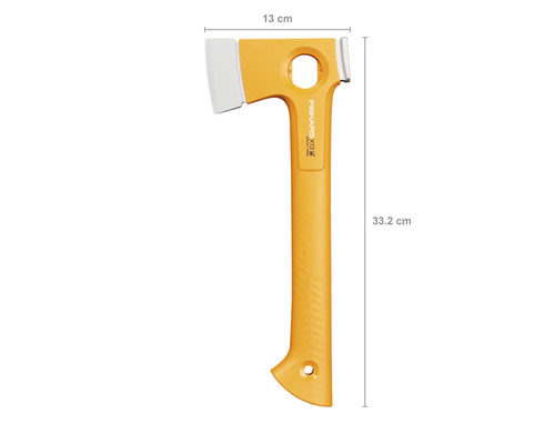 Topor Fiskars X13 cu o lungime de 33,2 cm și o lățime a capului de 13 cm.