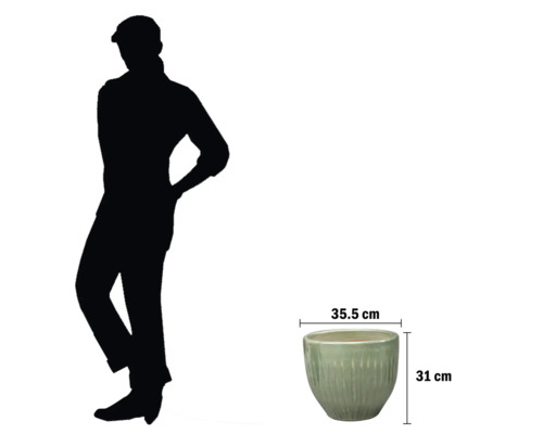 Ghiveci de flori cu dimensiunile de 35,5 cm pe 31 cm.