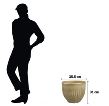 Ghiveci de flori cu dimensiunile 35,5 cm x 31 cm