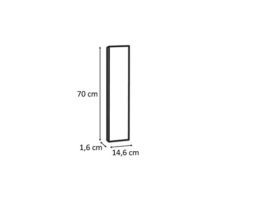 Dimensiunile unei oglinzi: 70 cm înălțime, 14,6 cm lățime și 1,6 cm adâncime.