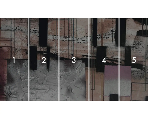 Pictură murală abstractă din mai multe părți cu forme și structuri geometrice