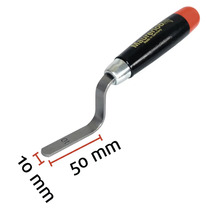 Răzuitor rosturi Fugenboy cu mâner de lemn, dimensiuni 50 mm lungime și 10 mm lățime.