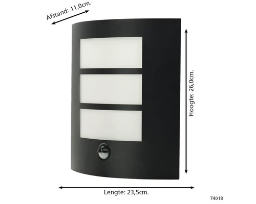 Lumină de perete exterioară neagră cu trei elemente de iluminat și senzor de mișcare.