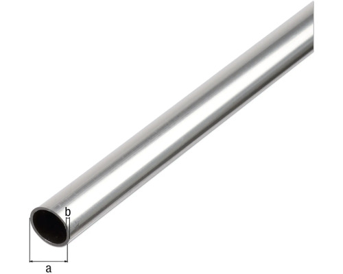 Țeavă metalică cu marcajele a și b pentru a indica diametrele țevii